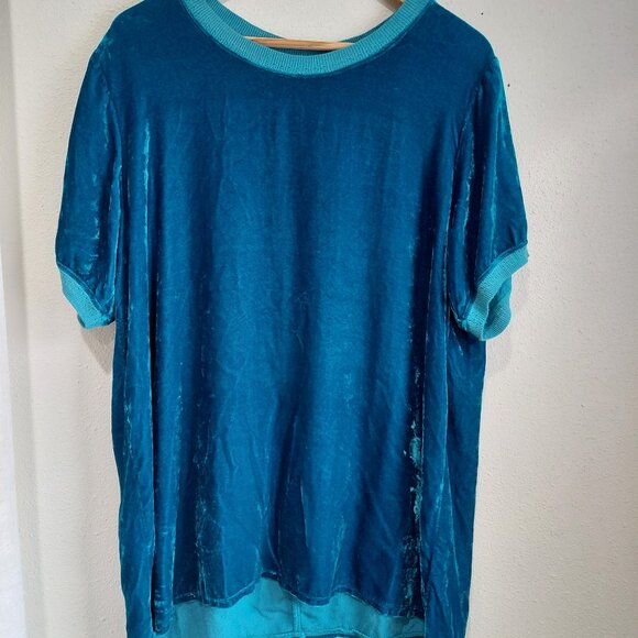 Johnny Was Tops - Johnny Was Dark Blue Velvet Top Tunic Rayon Silk Size Medium